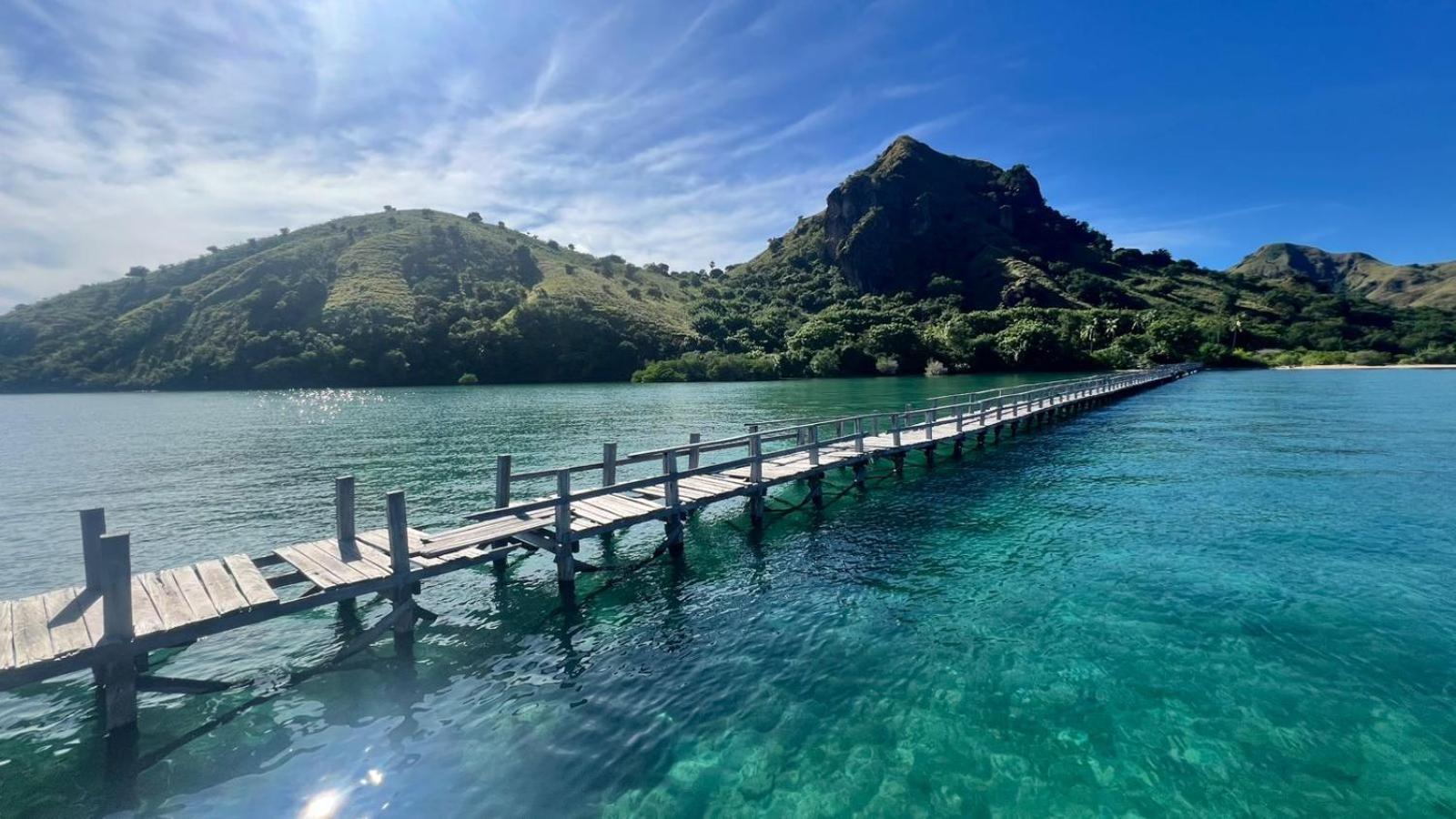 D'Flora Homestay Labuan Bajo Buitenkant foto